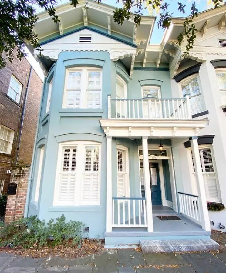 בית נופש סוואנה Historic 3 Bedroom On Chatham Square ארצות הברית