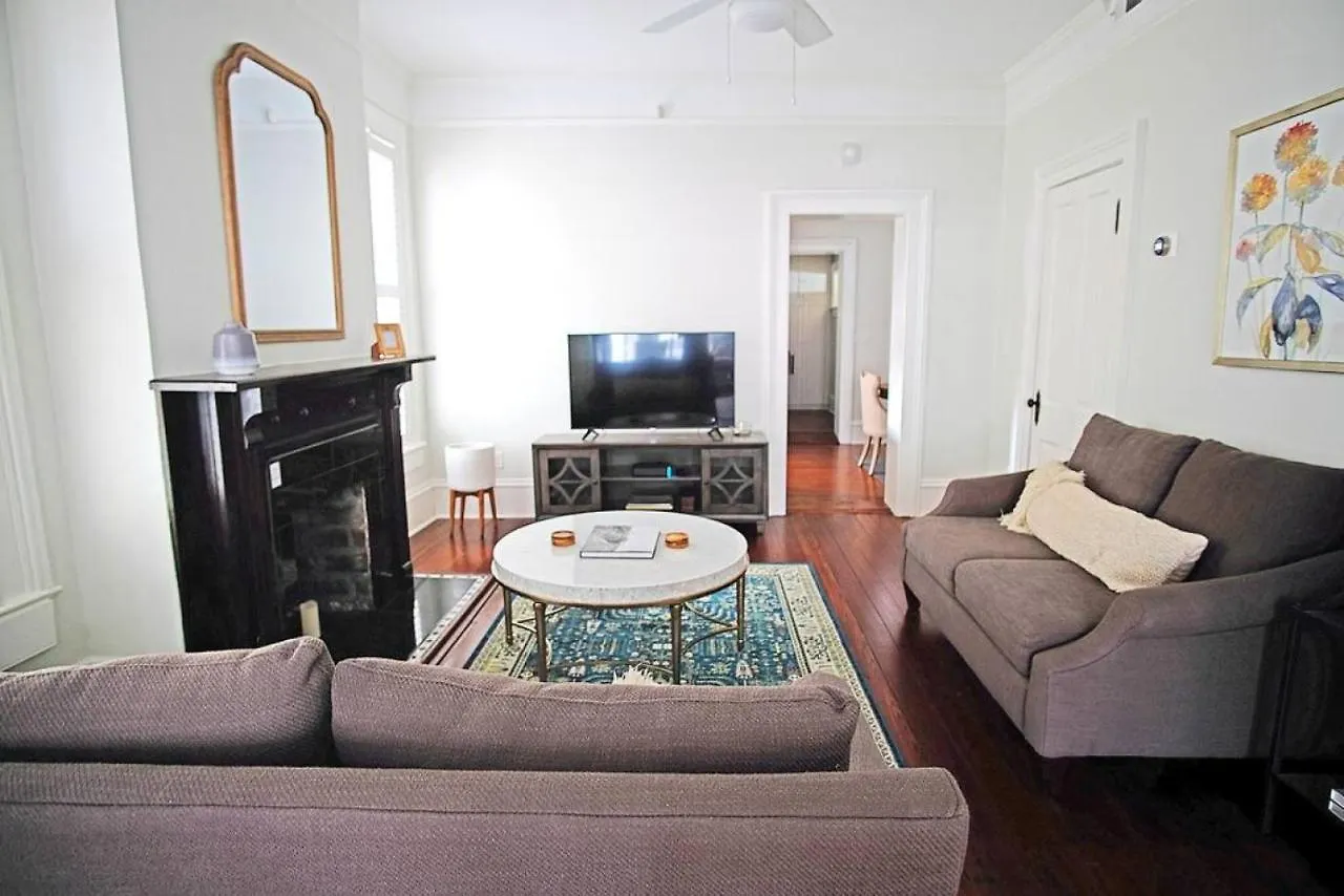 סוואנה Historic 3 Bedroom On Chatham Square בית נופש